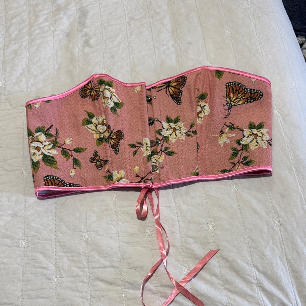 Vintage corset Alivila Floral Pink corset